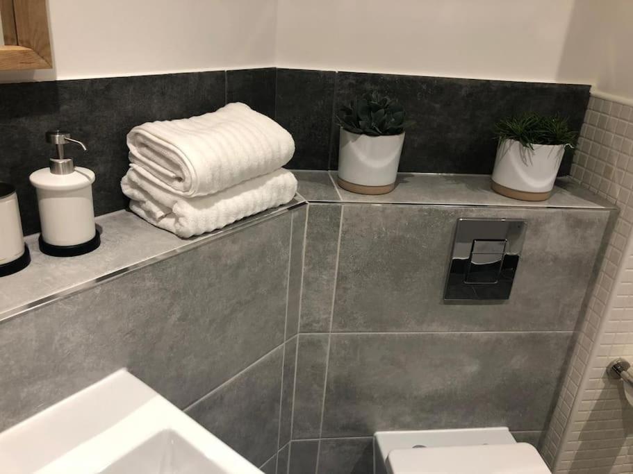 Stunning Apartment In Leeds- Financial District Leeds  Extérieur photo